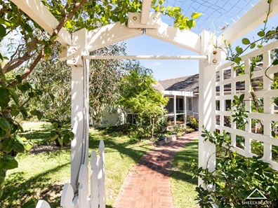 13 College Road, Claremont WA 6010