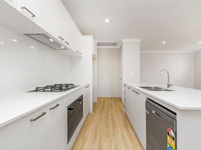 15 Spruce Road, Henley Brook WA 6055