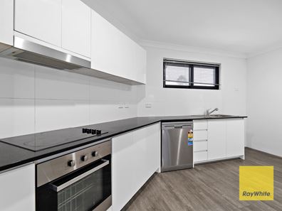 9/230 Spencer Road, Thornlie WA 6108