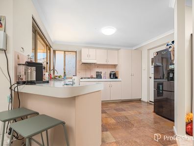 44 Seaview Boulevard, Wandina WA 6530