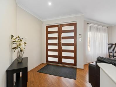 30 Heacham Avenue, Hocking WA 6065