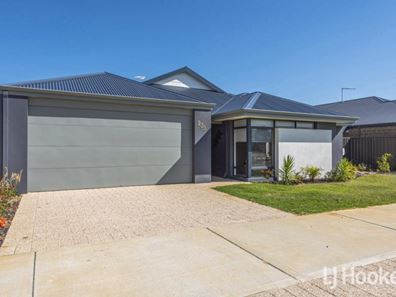 239 Badgerup Avenue, Lakelands WA 6180