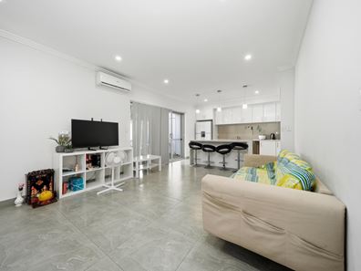 3B Loughton Way, Balga WA 6061