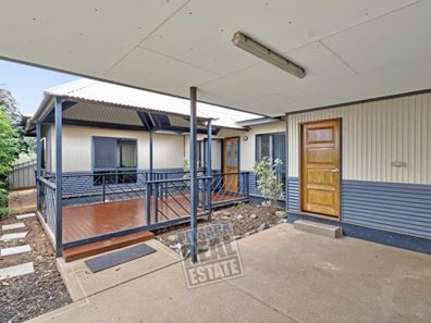 15 Schooner Street, Baynton WA 6714
