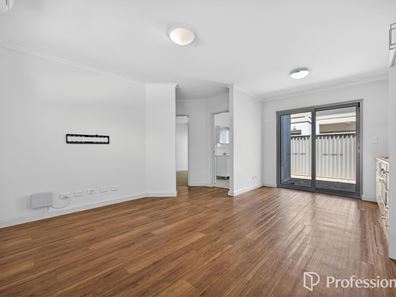 17/12 Bushlark Turn, Erskine WA 6210
