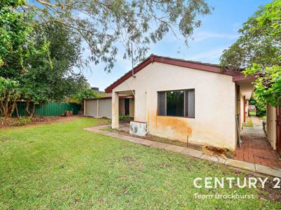 4 Coronet Court, Thornlie WA 6108