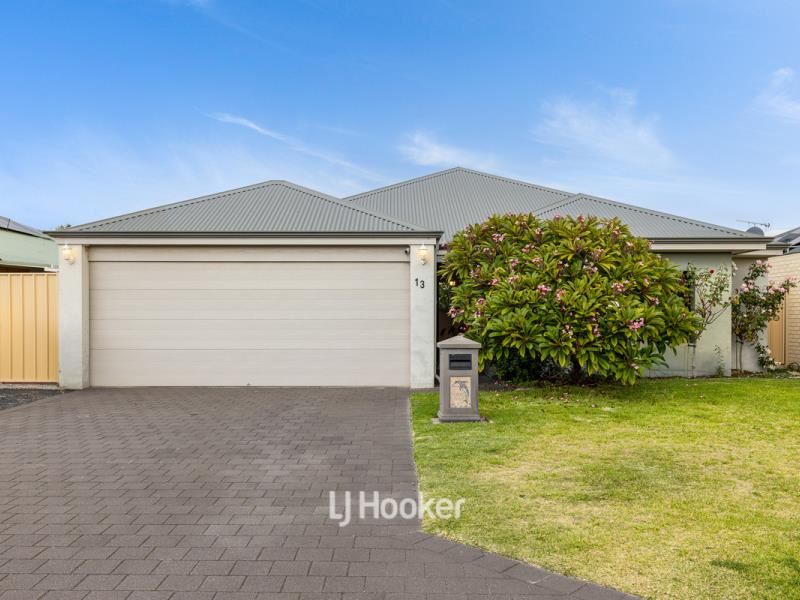 13 Edenhope Road, Australind WA 6233