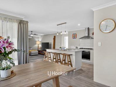 13 Edenhope Road, Australind WA 6233