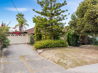 33 Derrington Crescent, Balga WA 6061