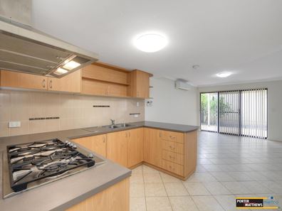 28D Pearl Road, Cloverdale WA 6105