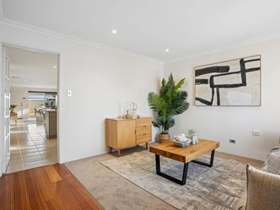 18 Elmina Avenue, Ellenbrook WA 6069