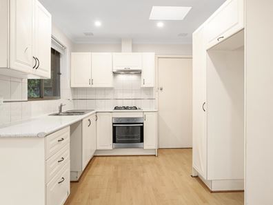 35A Rankin Way, Booragoon WA 6154