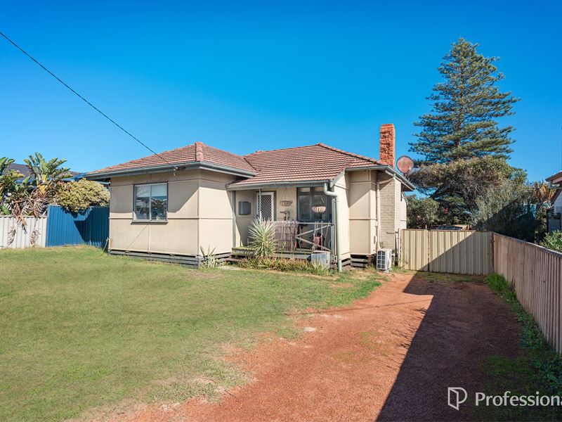172 Gregory Street, Beachlands WA 6530