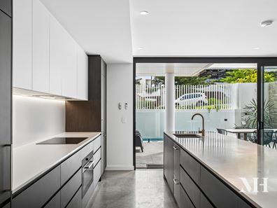 1/5 Warton Street, Cottesloe WA 6011