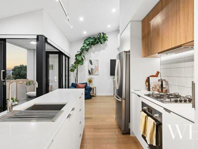 2/50 Lullworth Terrace, North Coogee WA 6163