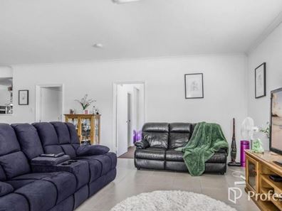 3/9 Linkage Avenue, Cockburn Central WA 6164