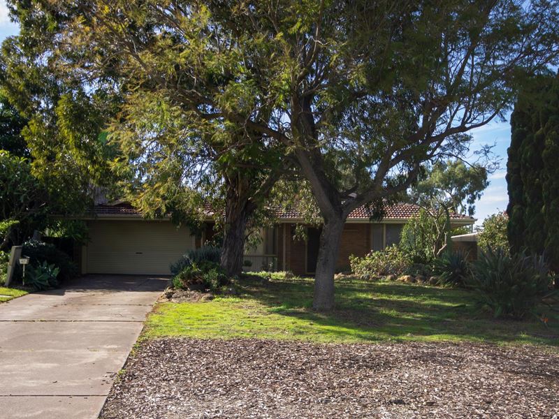 47 Corrington Cir, Nollamara WA 6061