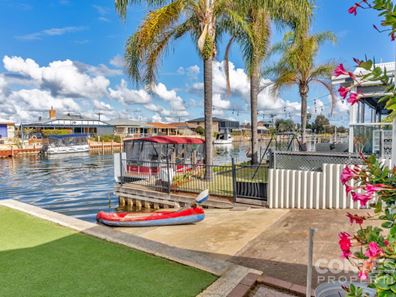 19 Allambi Way, South Yunderup WA 6208