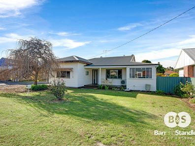 1 Kidson Street, Harvey WA 6220