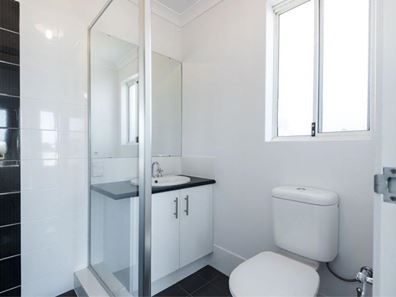 8 Leonara Street, Aveley WA 6069