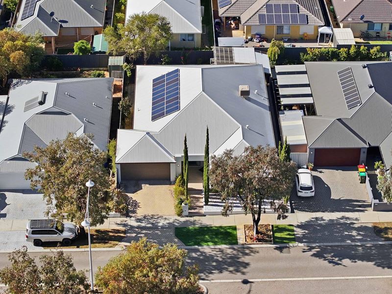 11 Joseph Banks Boulevard, Banksia Grove