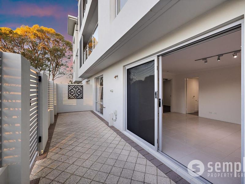 2/26 Westralia Gardens, Rockingham WA 6168