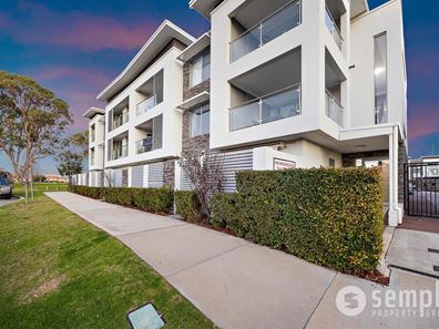 2/26 Westralia Gardens, Rockingham WA 6168