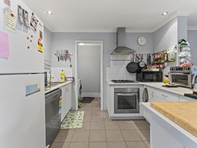 40/24 Burton St, Cannington WA 6107