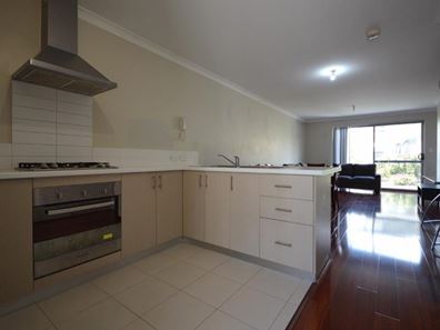23/158 George Street, Queens Park WA 6107