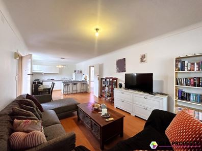 21/2 Pengilly Road, Orelia WA 6167