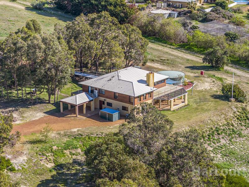 4 Harvey View Drive, Herron