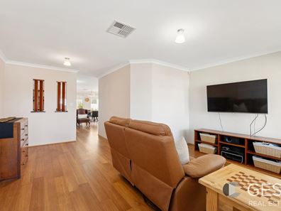 18 Penlea Glade, Kiara WA 6054