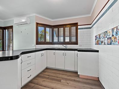10/4 Bosley Street, Sunset Beach WA 6530