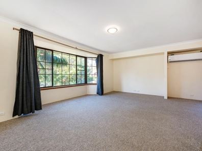 15 Culwalla Close, Kallaroo WA 6025