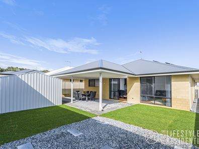 6 Fortescue Boulevard, Two Rocks WA 6037