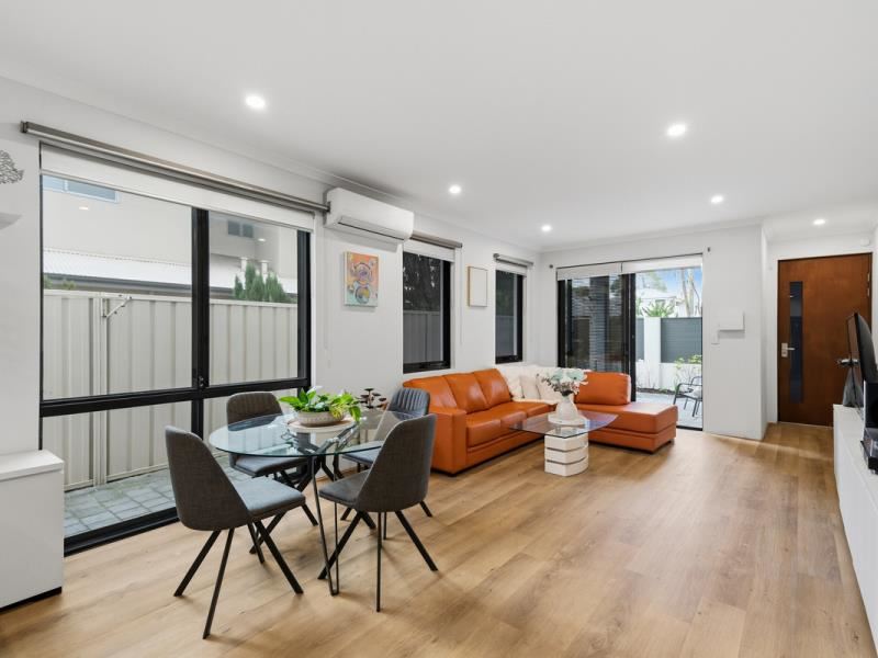 1/174 Leake Street, Belmont WA 6104