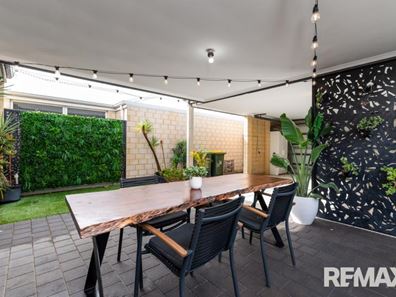 43 Roulettes Parade, Clarkson WA 6030
