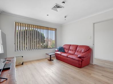 6 Moat Street, Mandurah WA 6210
