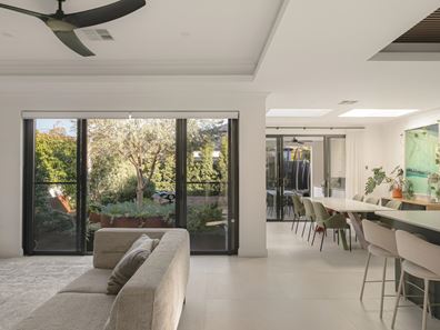 42A Shakespeare Avenue, Yokine WA 6060