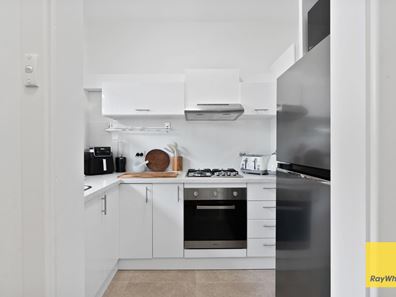 18/122 Terrace Road, Perth WA 6000