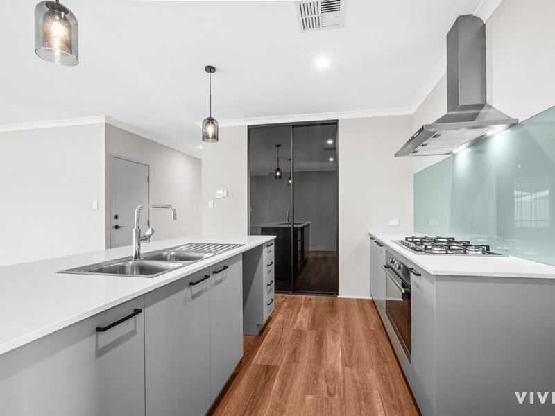4 Joist Road, Baldivis WA 6171