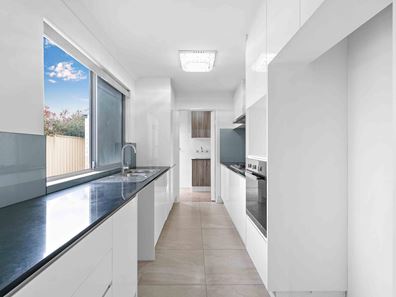 257A Welshpool Road, Queens Park WA 6107