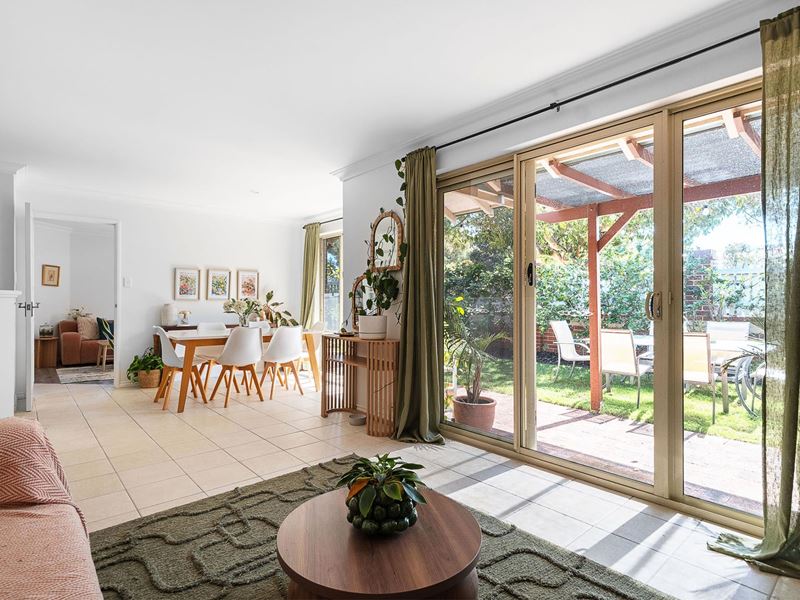 1/113 Ewen Street, Doubleview WA 6018