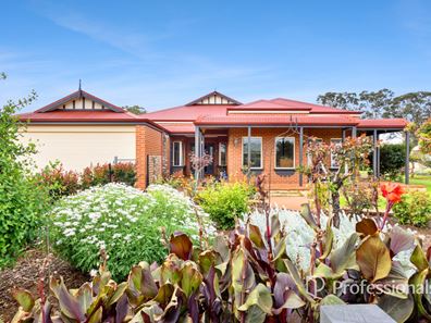 3 Shier Rise, Burekup WA 6227
