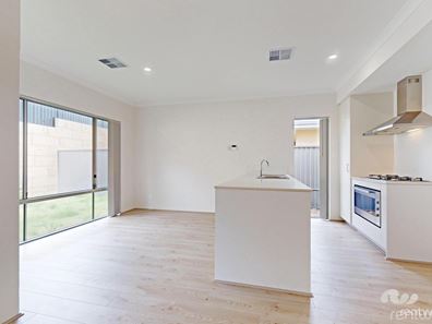 23 Butterleaf Ave, Yanchep WA 6035