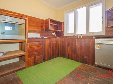 8 Felicia Street, Rangeway WA 6530