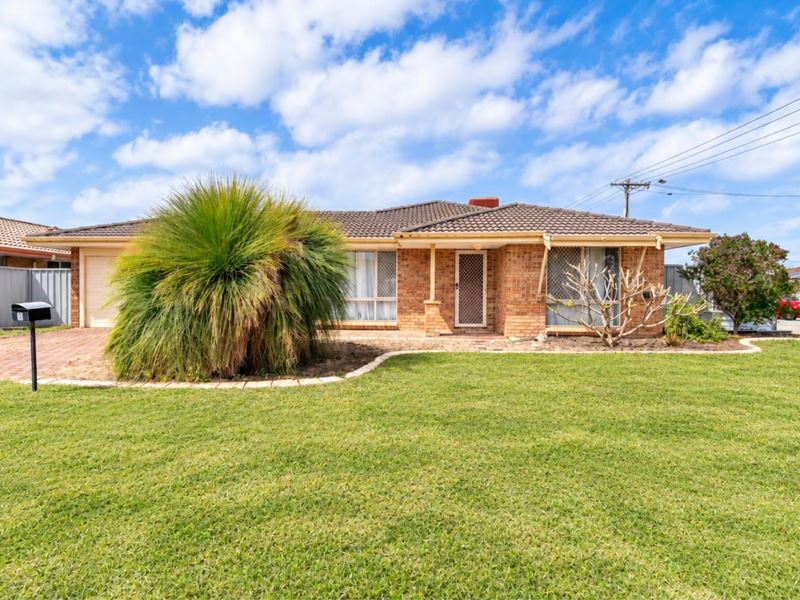 2 Mackay Place, Cooloongup WA 6168