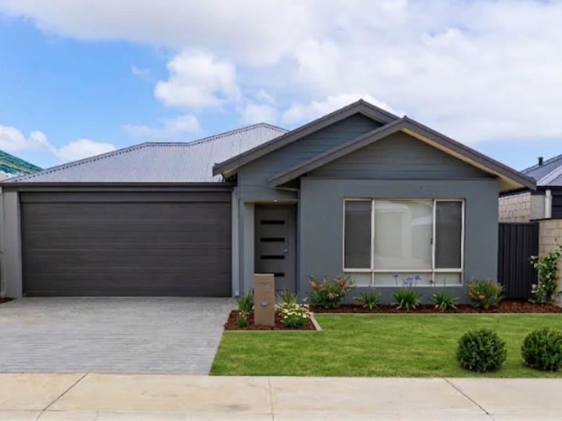 73 Gippsland Parade, Champion Lakes WA 6111