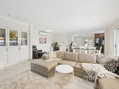 40 Ruffian Loop, Willetton WA 6155