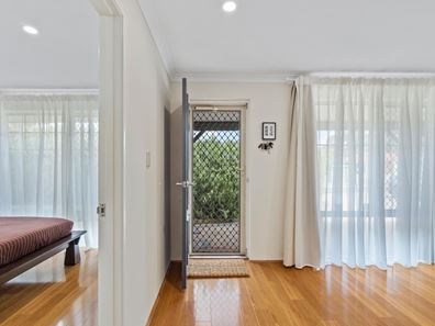 49 Stonehaven Parade, Kinross WA 6028